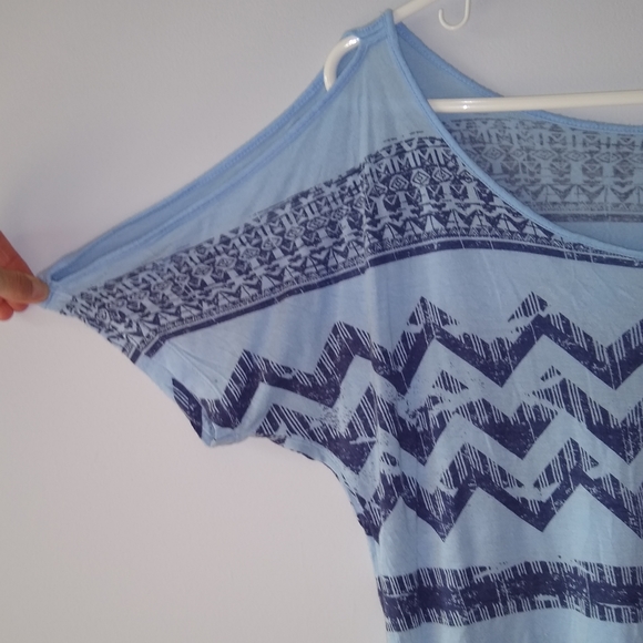 Mudd Short-Sleeve Cold Shoulder T-Shirt Scoop-neck Blue Orange Medium - Picture 3 of 7